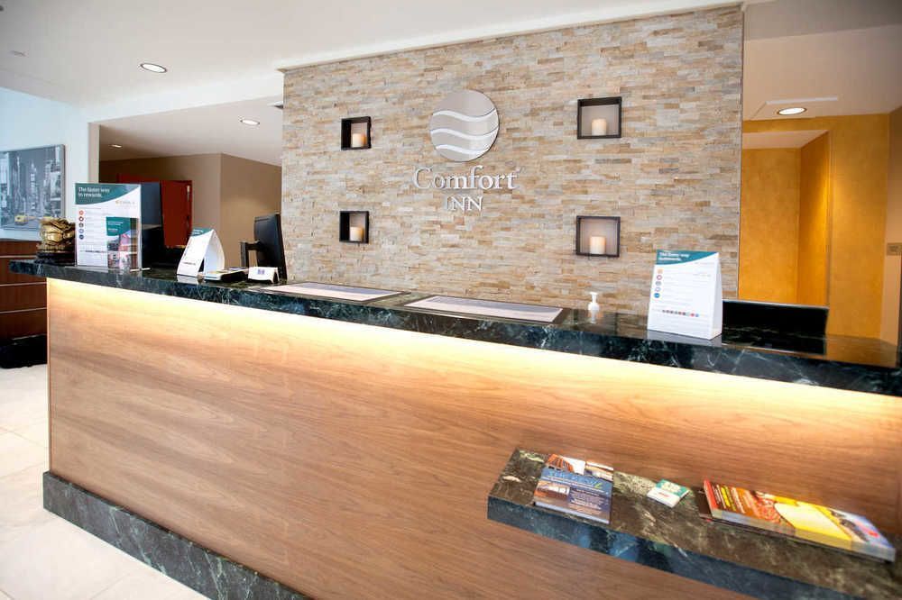 Comfort Inn & Suites - Kew Gardens Near La Guardia Airport New York Esterno foto